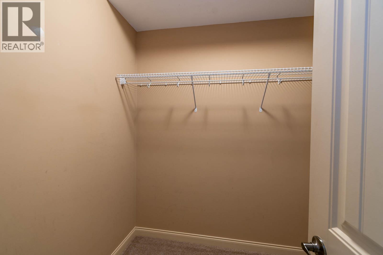 2770 Auburn Road Unit# 206