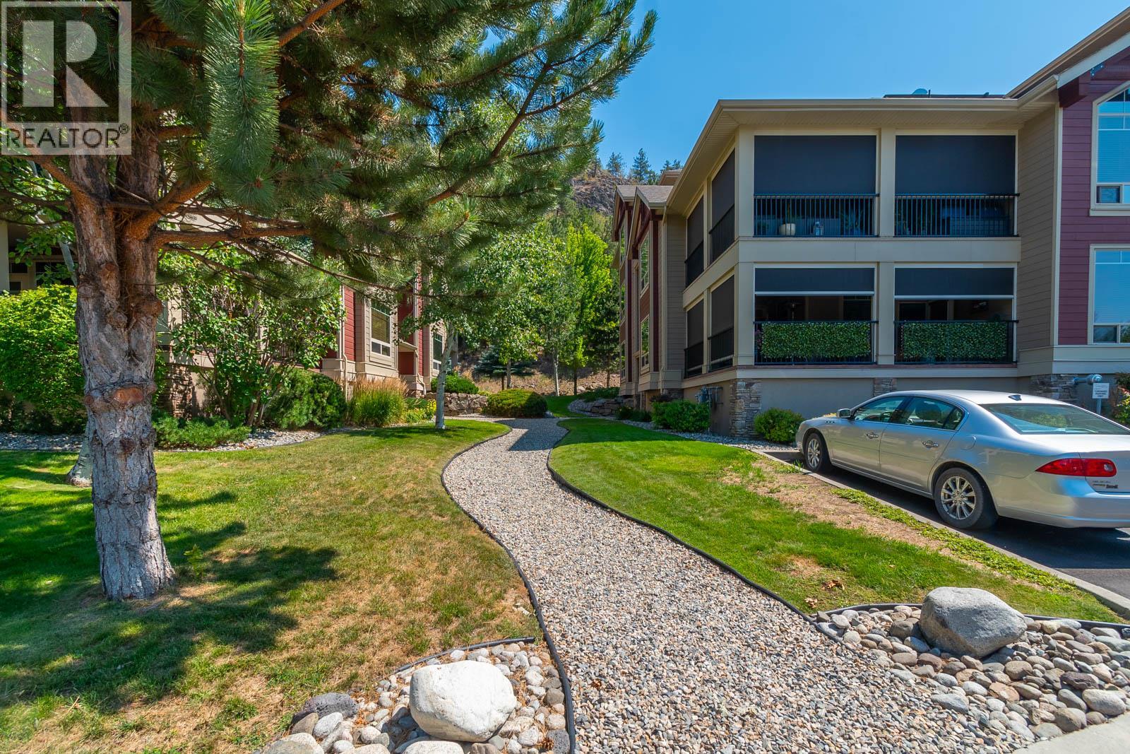 2770 Auburn Road Unit# 206