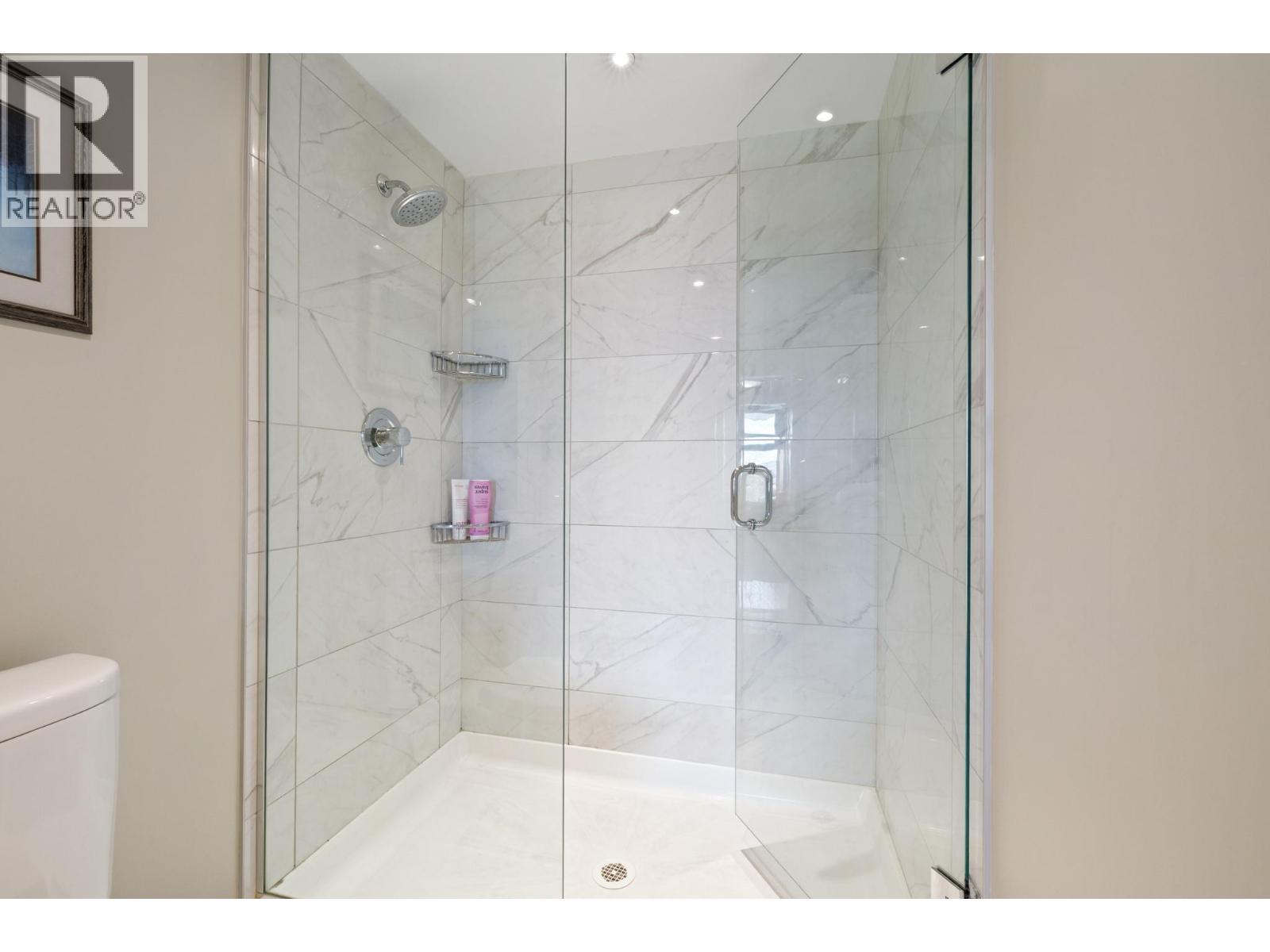 485 Groves Avenue Unit# 901