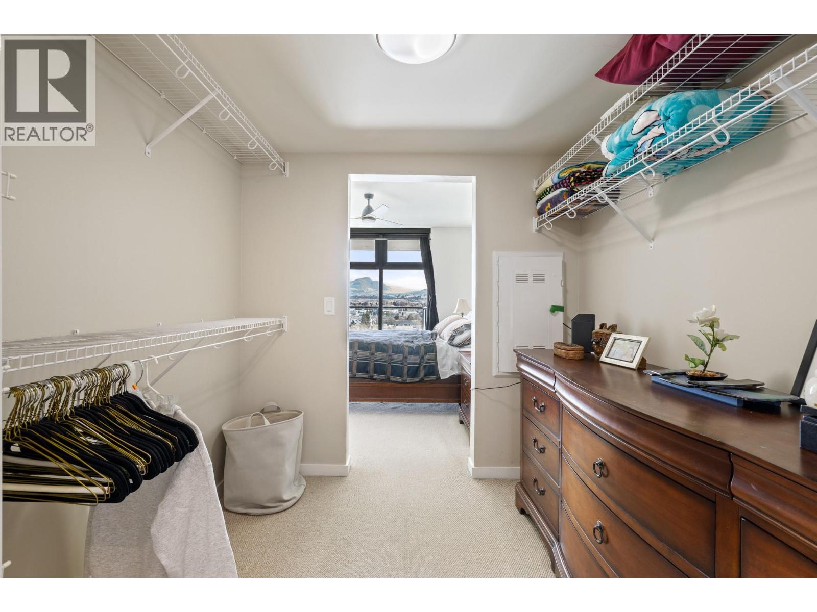 485 Groves Avenue Unit# 901
