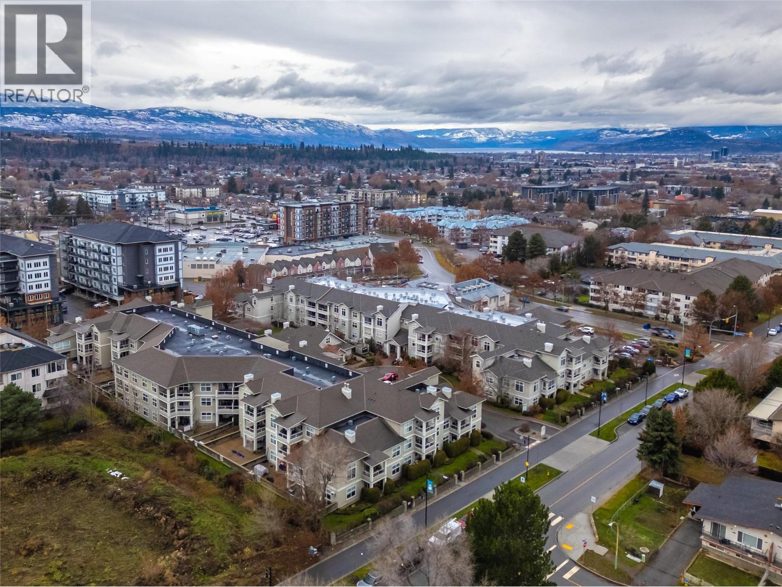 515 Houghton Road Unit# 109