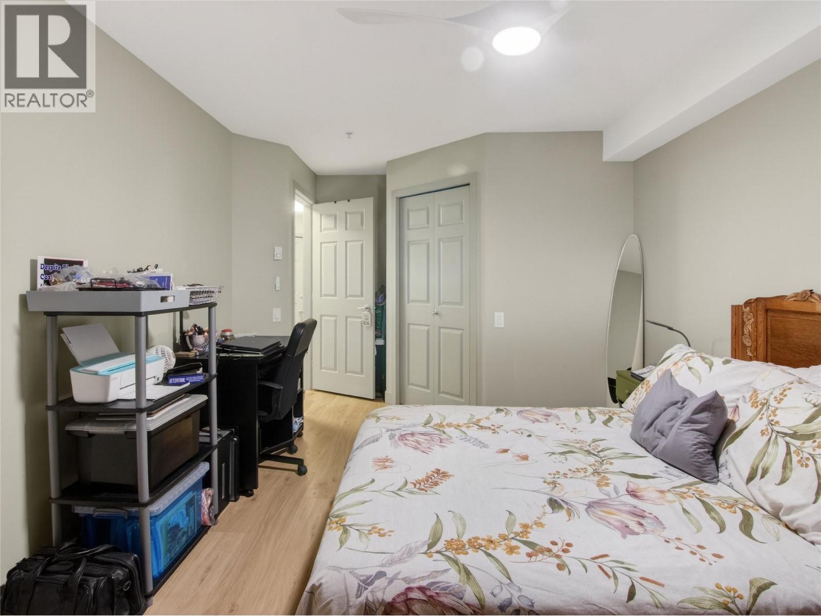 515 Houghton Road Unit# 109