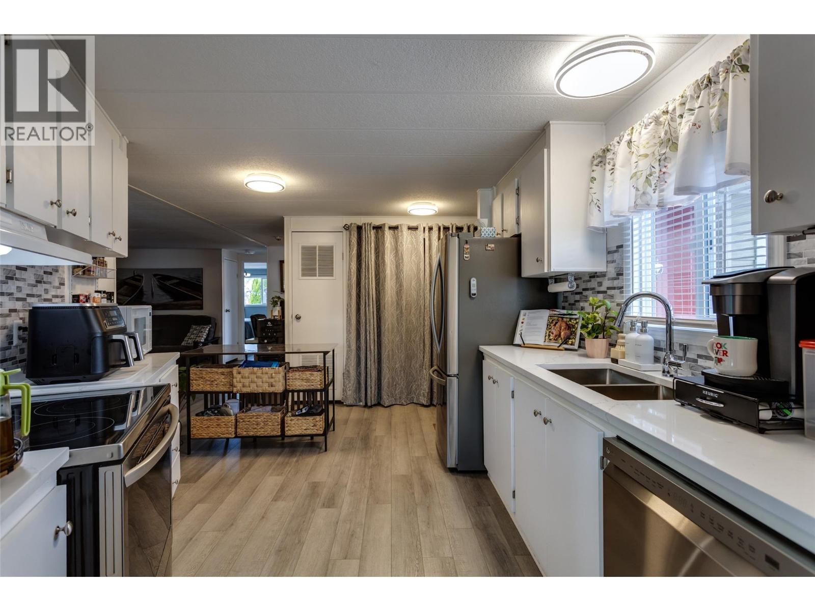 1880 Old Boucherie Road Unit# 159