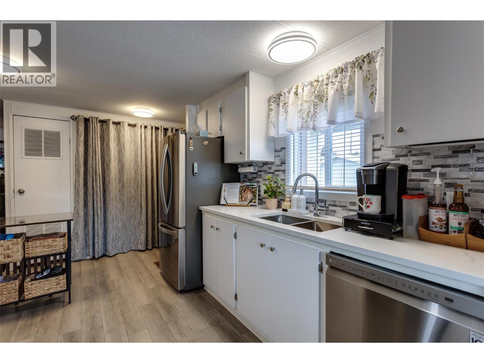 1880 Old Boucherie Road Unit# 159