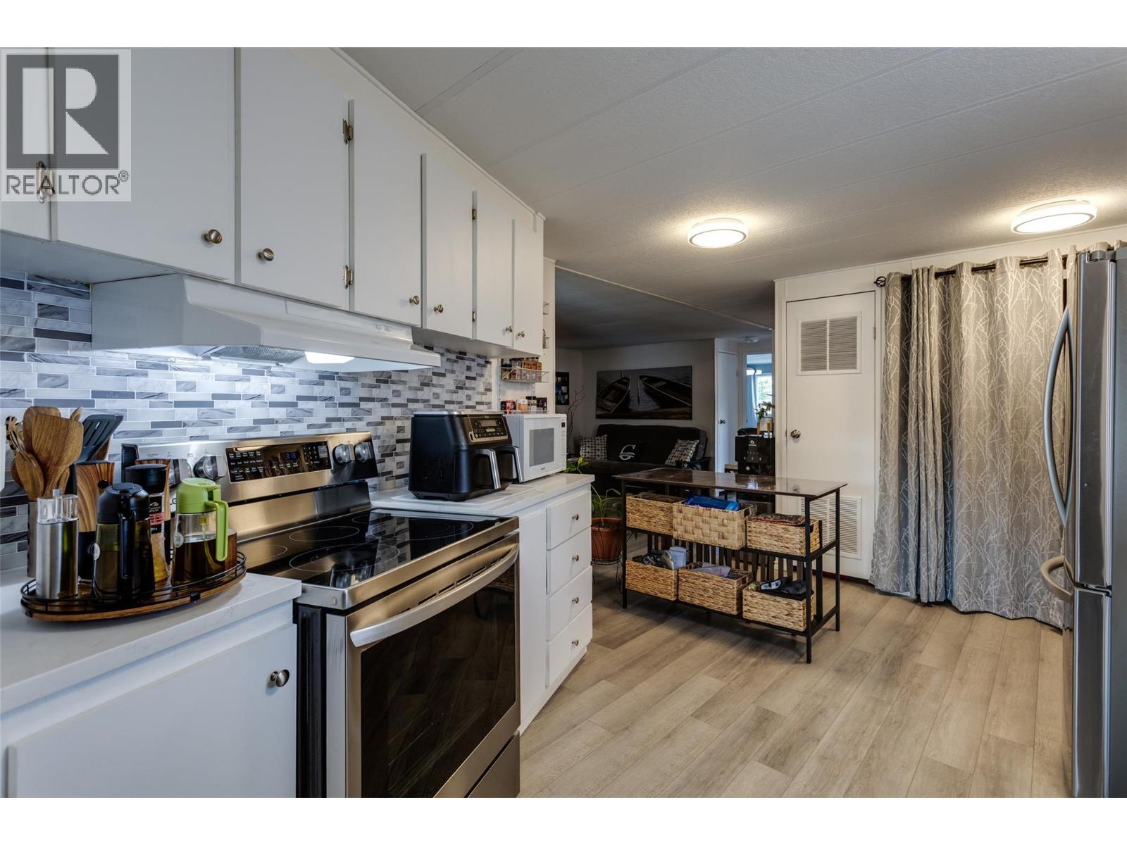 1880 Old Boucherie Road Unit# 159