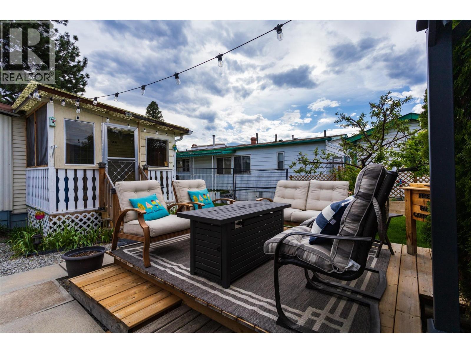 1880 Old Boucherie Road Unit# 159