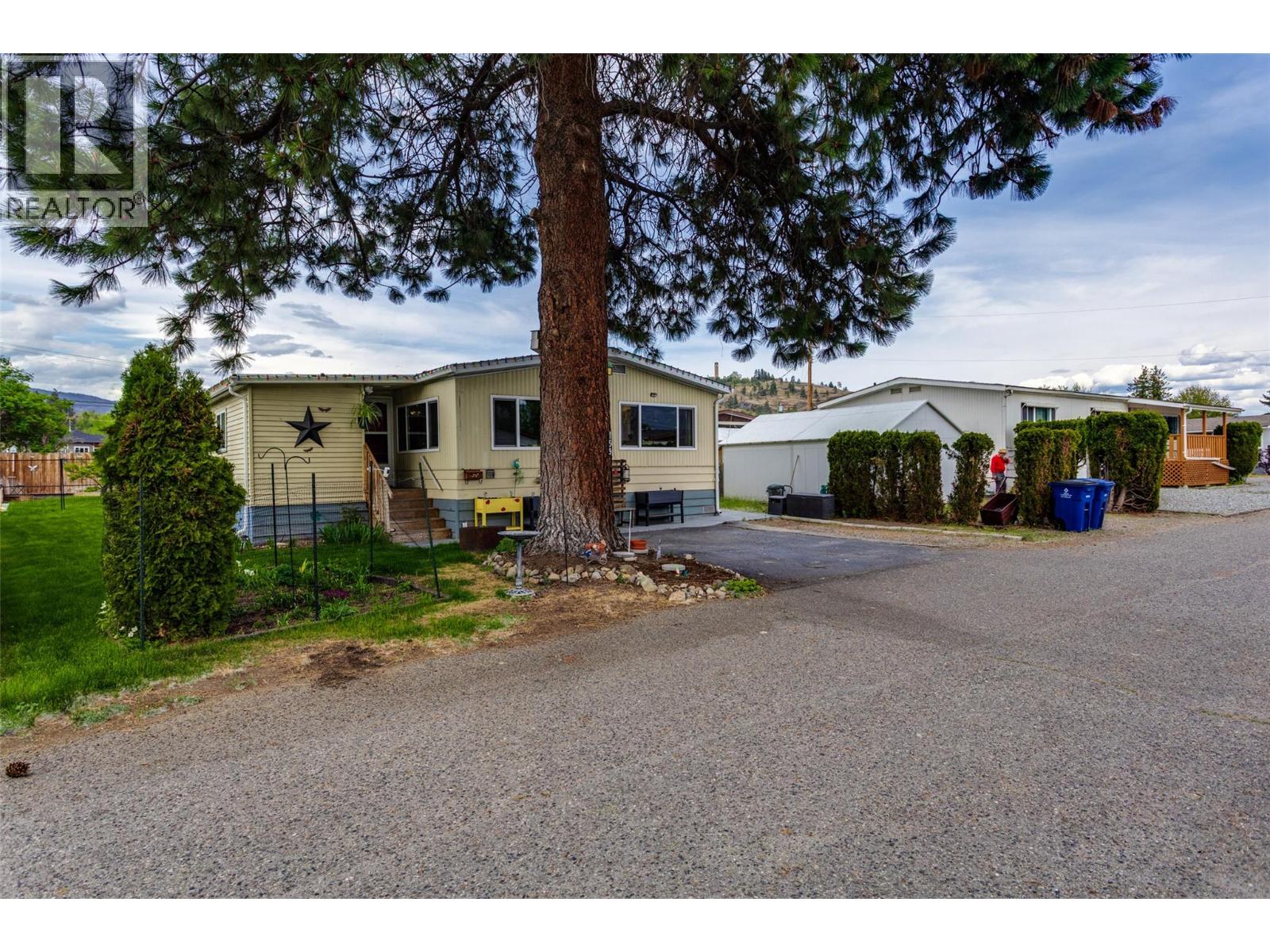 1880 Old Boucherie Road Unit# 159