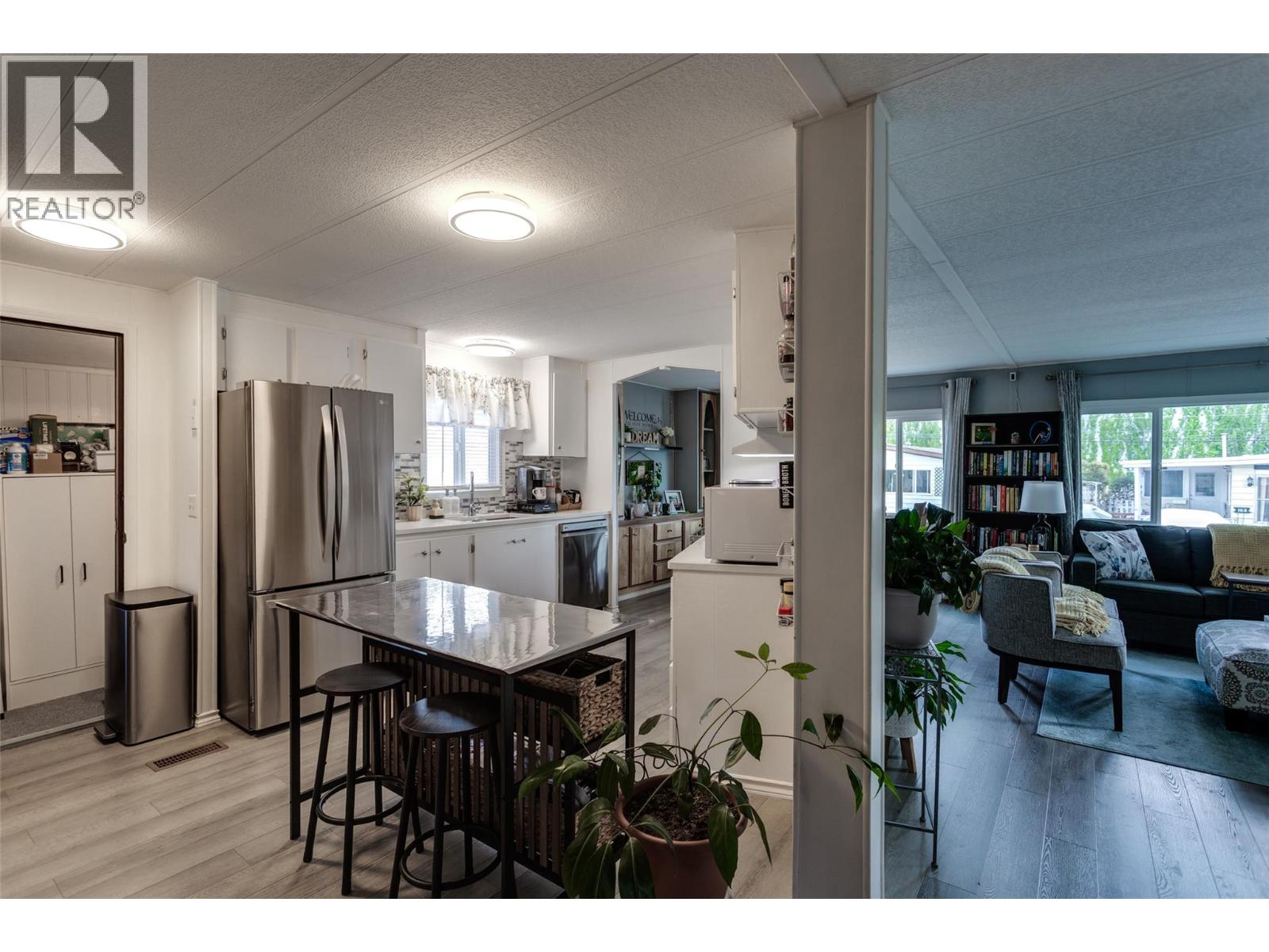 1880 Old Boucherie Road Unit# 159