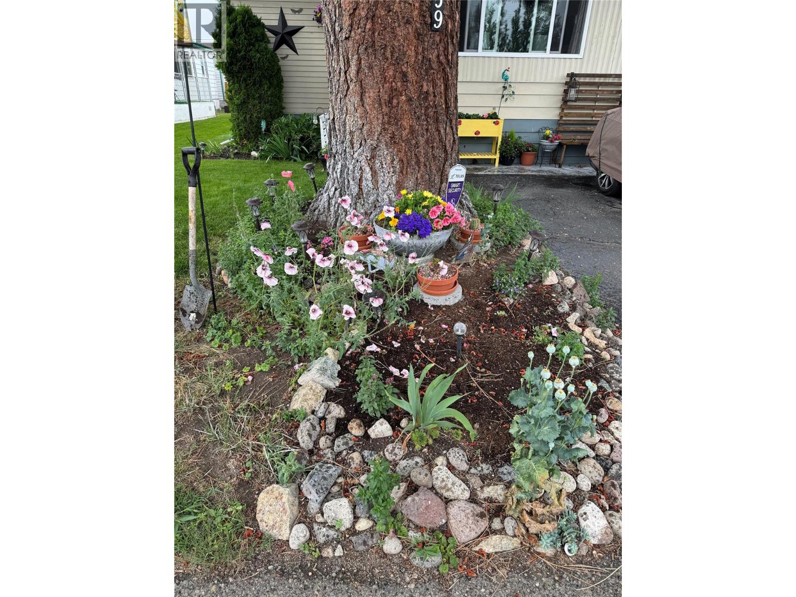 1880 Old Boucherie Road Unit# 159