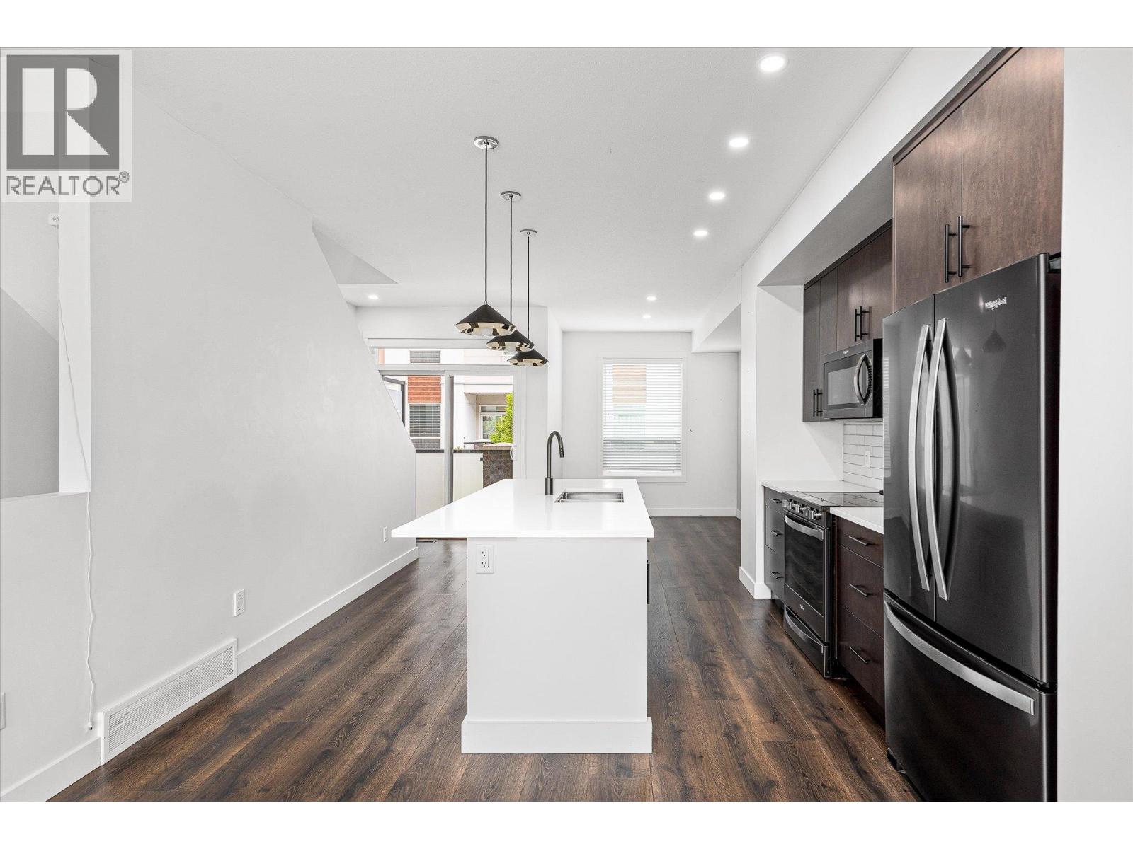 610 Academy Way Unit# 367