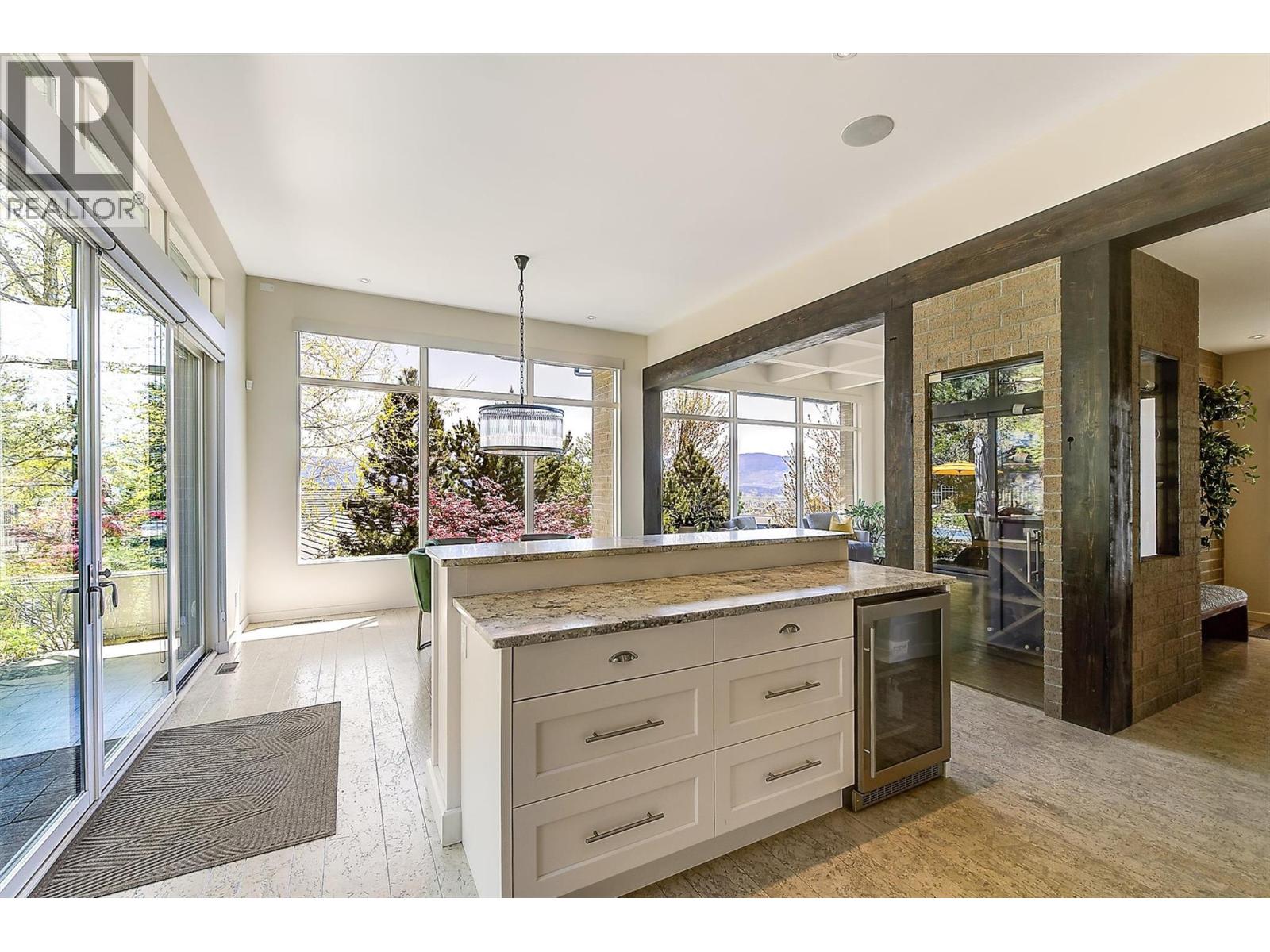 741 Pinehaven Court