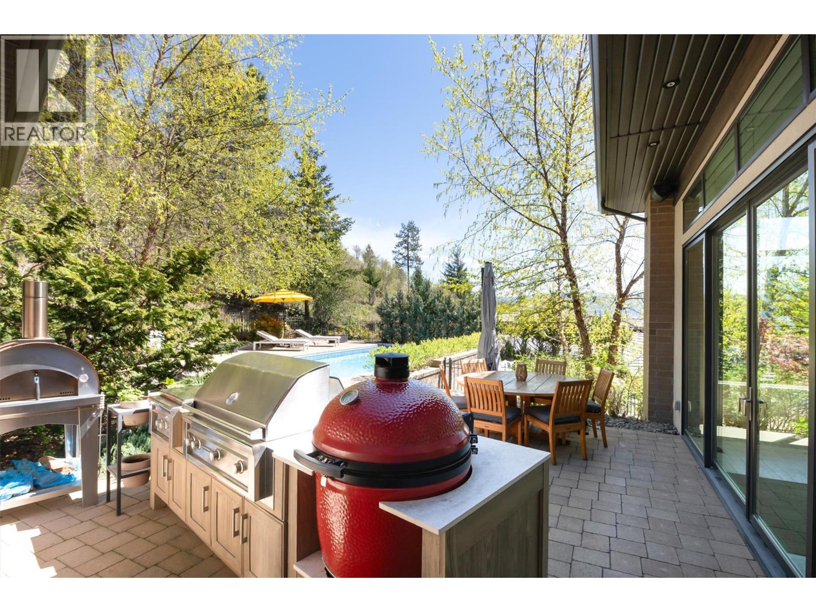 741 Pinehaven Court