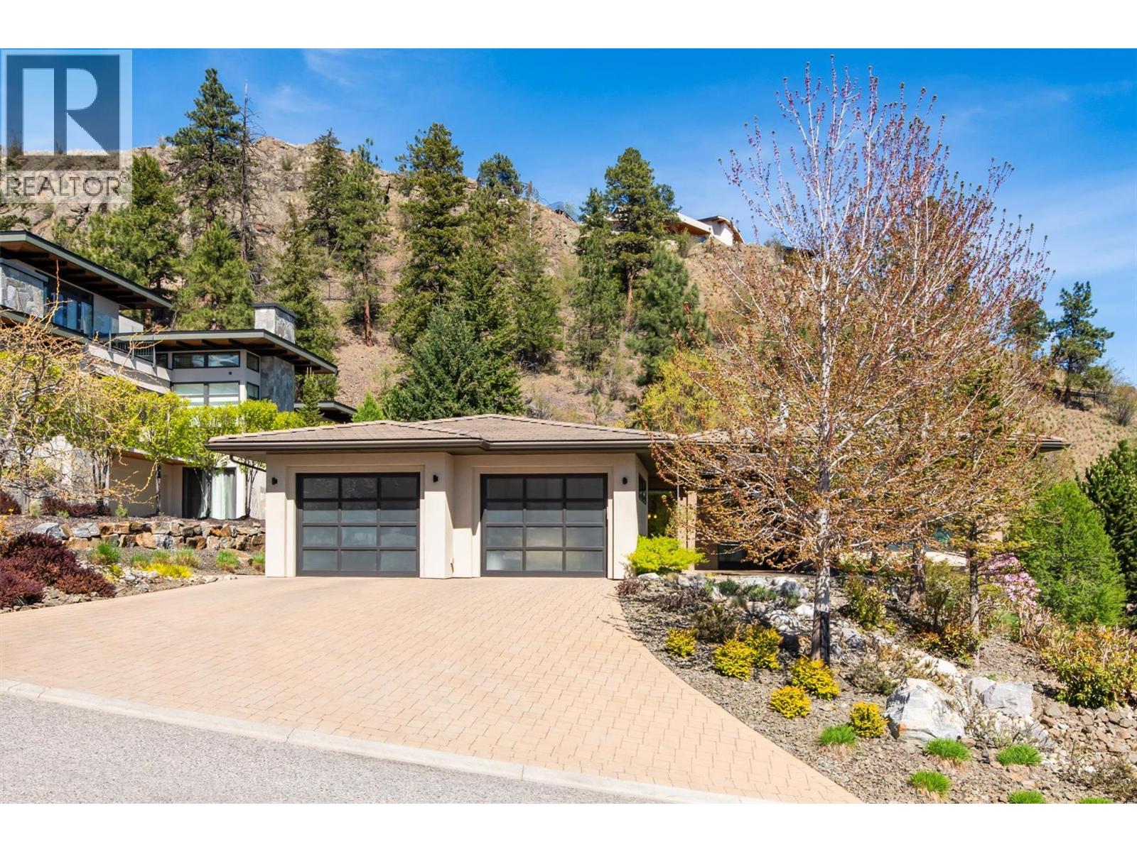741 Pinehaven Court