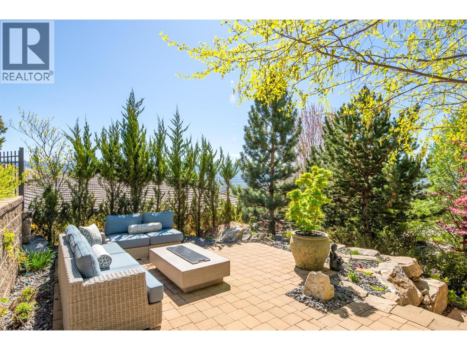 741 Pinehaven Court