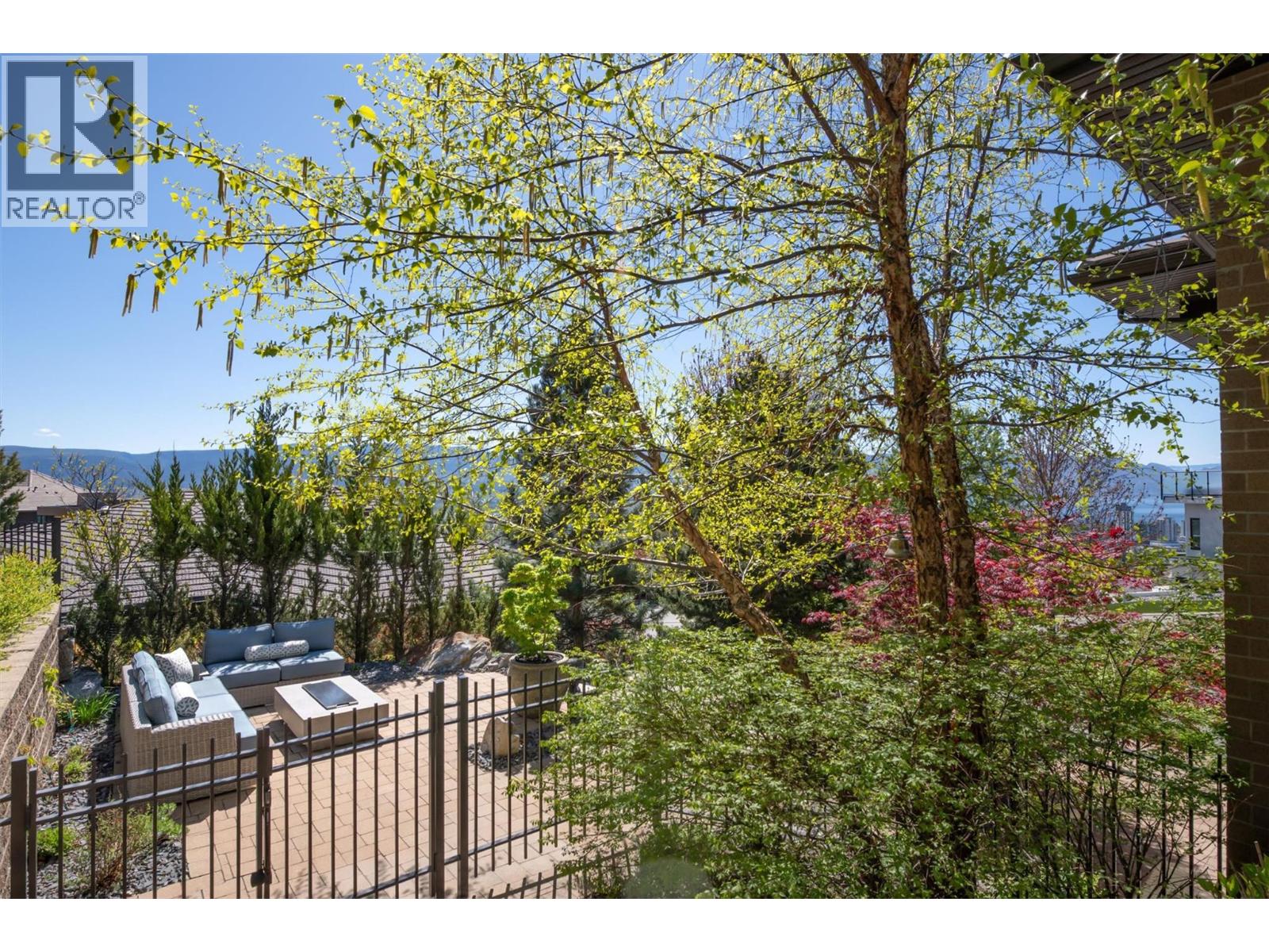 741 Pinehaven Court
