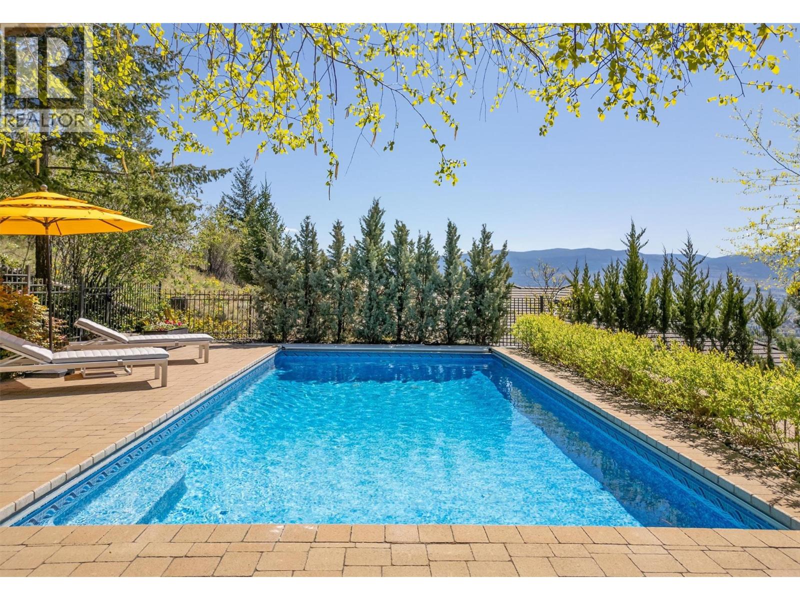 741 Pinehaven Court