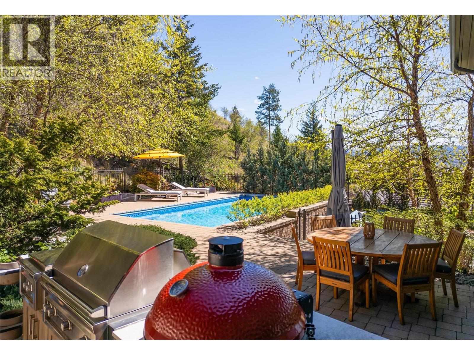 741 Pinehaven Court