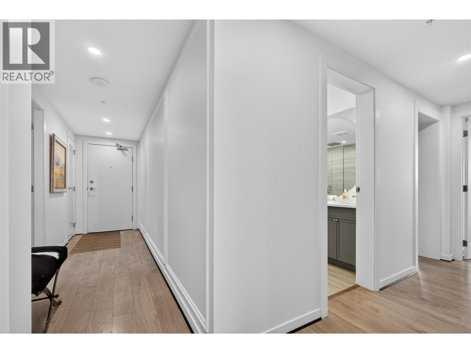 485 Groves Avenue Unit# 1101