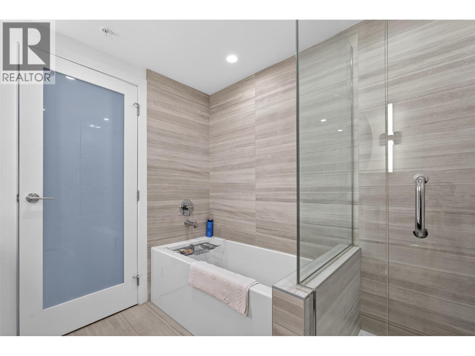 485 Groves Avenue Unit# 1101