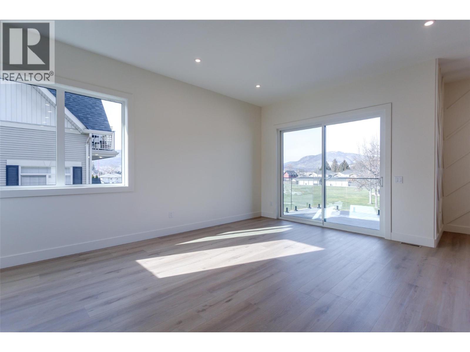 970 Lawson Avenue Unit# 4