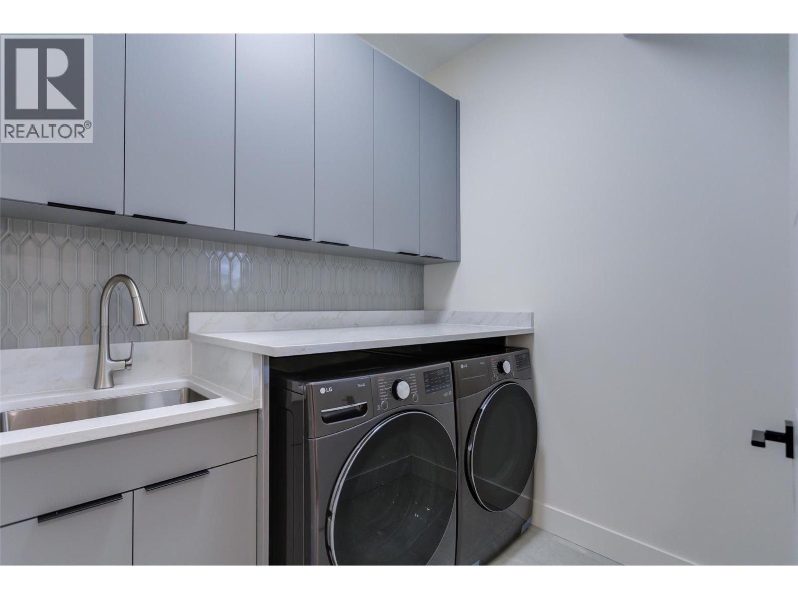 970 Lawson Avenue Unit# 4