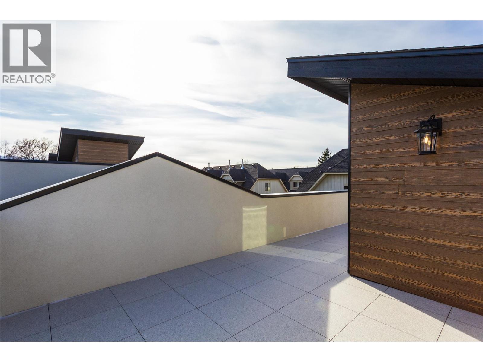 970 Lawson Avenue Unit# 4