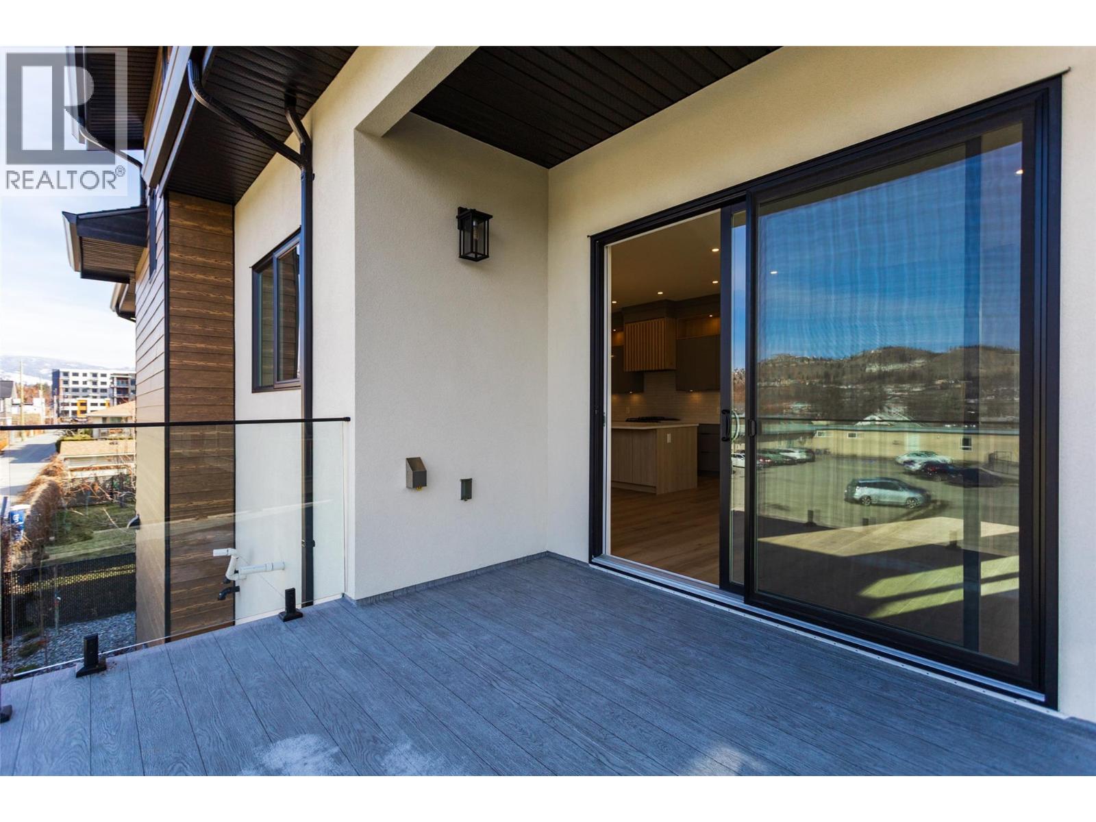 970 Lawson Avenue Unit# 4