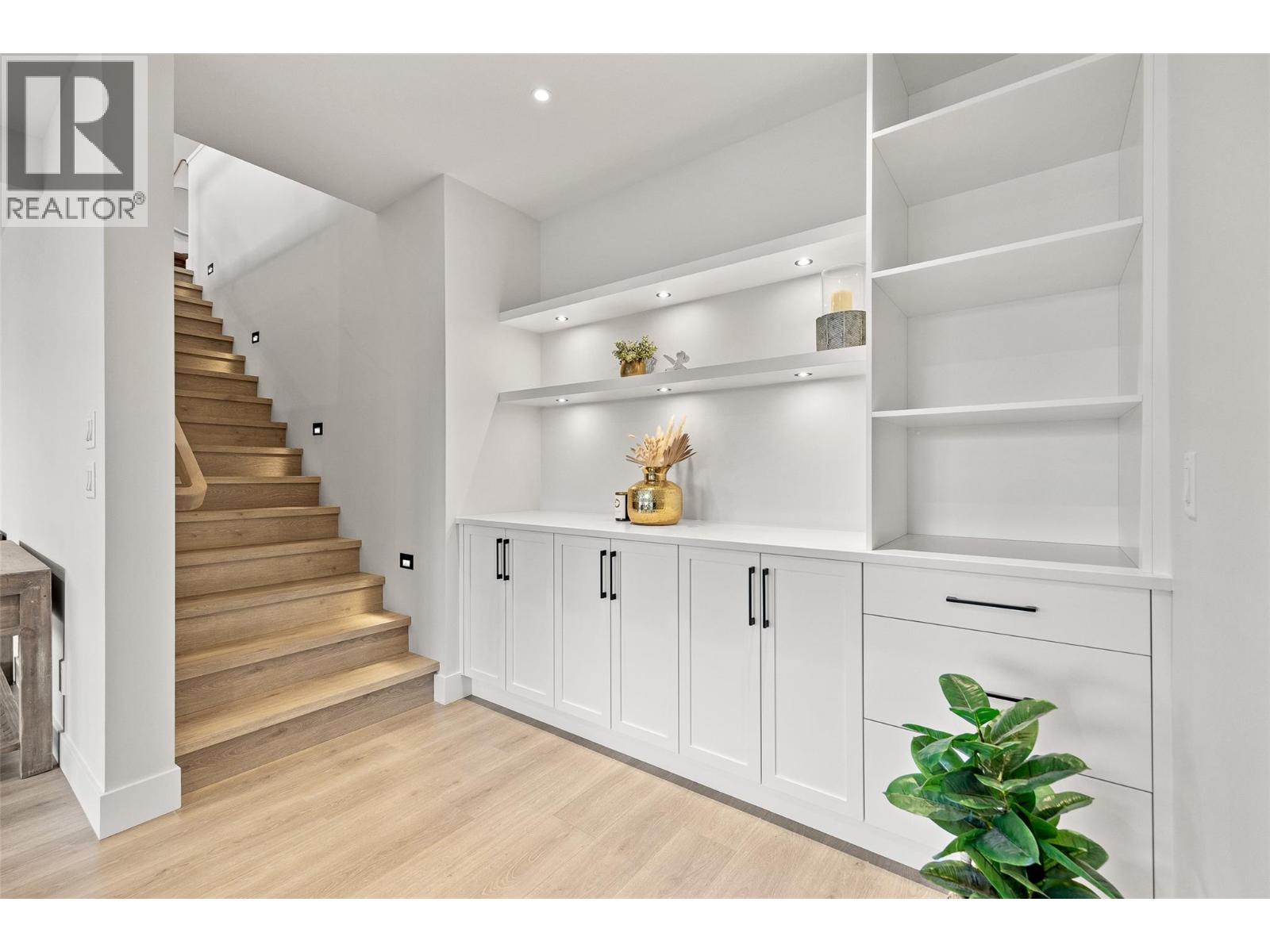 796 Kuipers Crescent Unit# 13