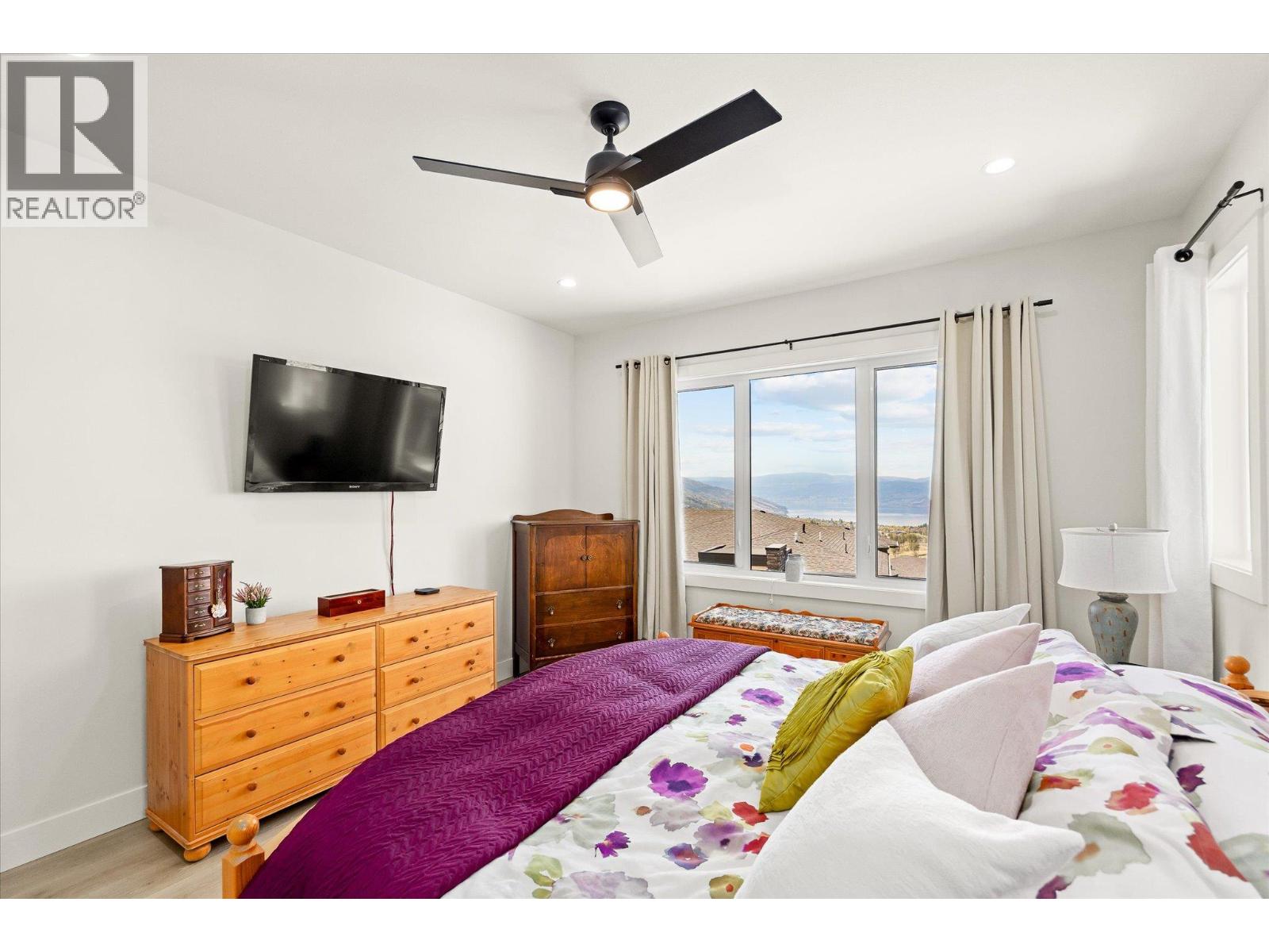 796 Kuipers Crescent Unit# 13