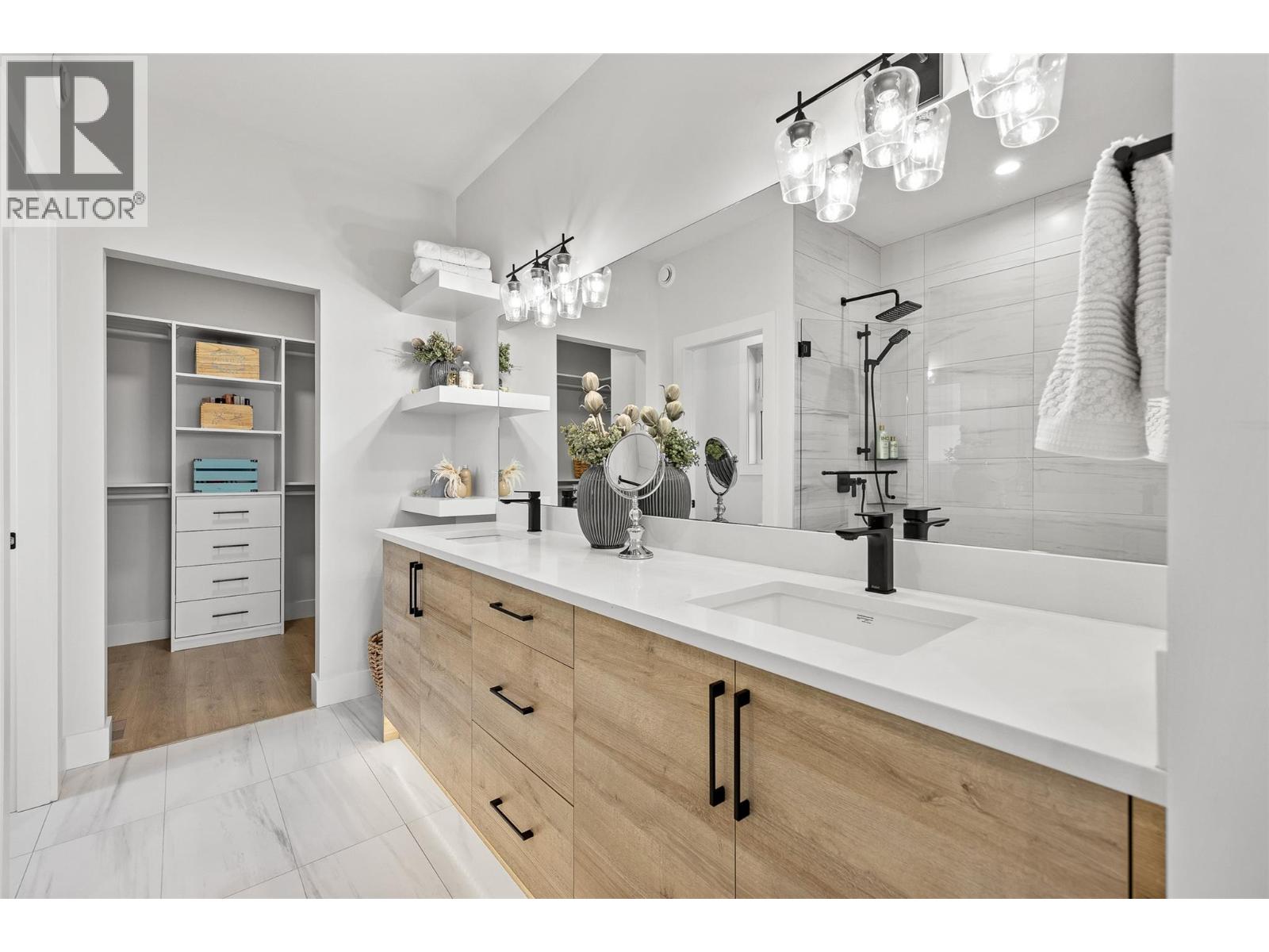 796 Kuipers Crescent Unit# 13