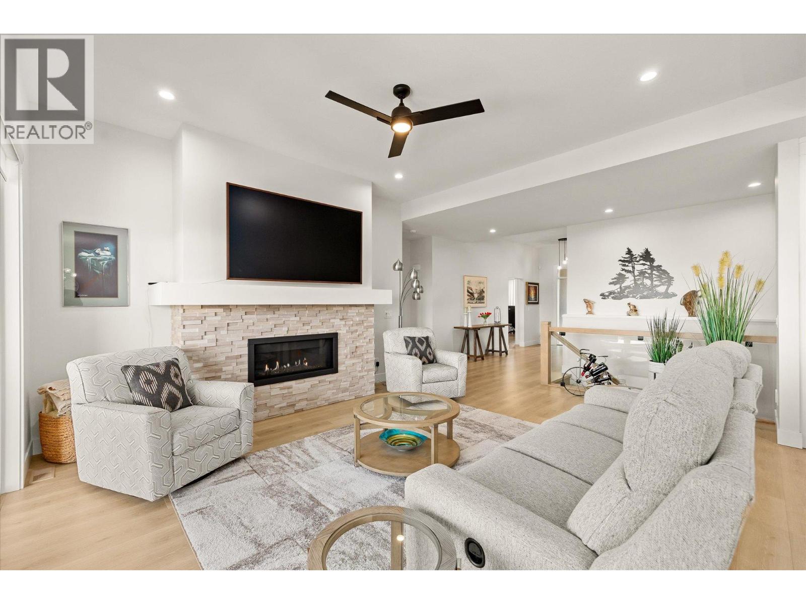 796 Kuipers Crescent Unit# 13