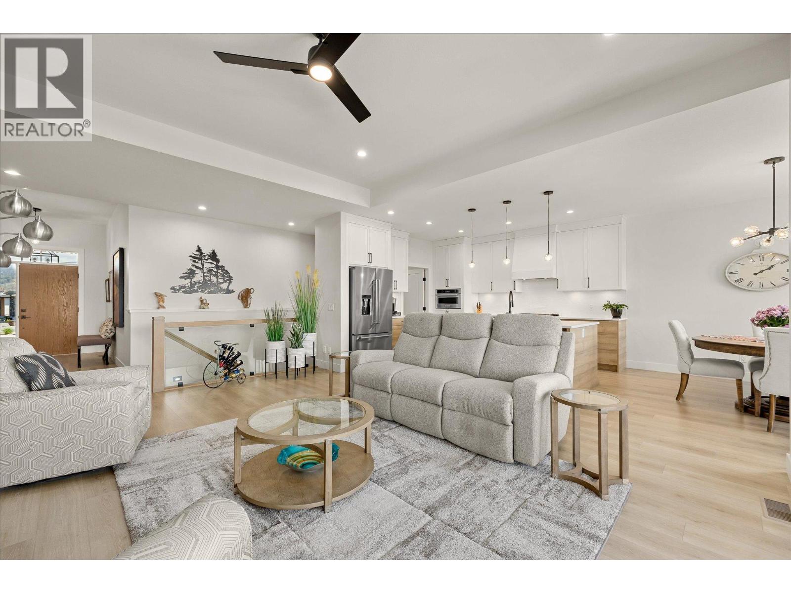 796 Kuipers Crescent Unit# 13