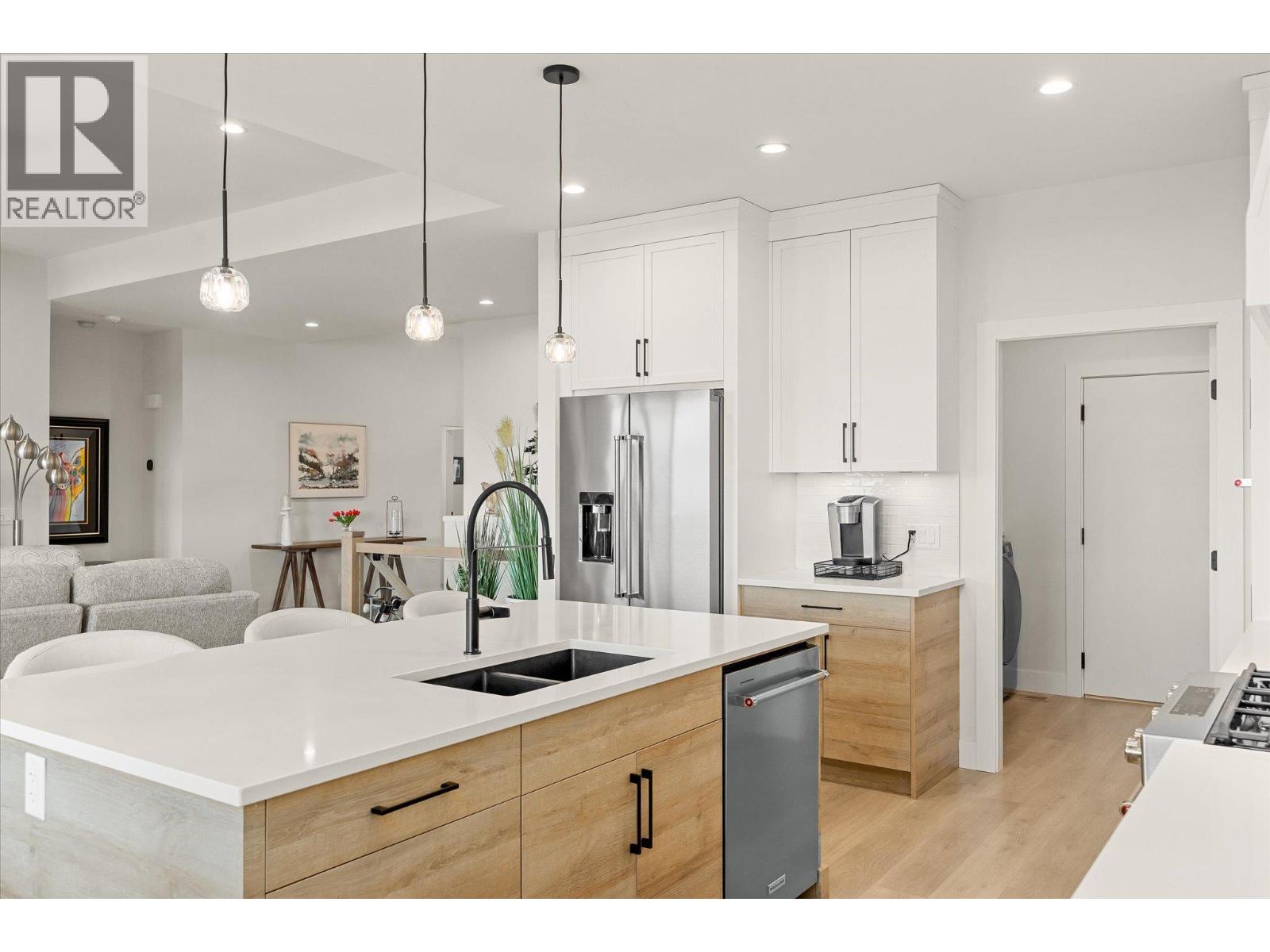 796 Kuipers Crescent Unit# 13