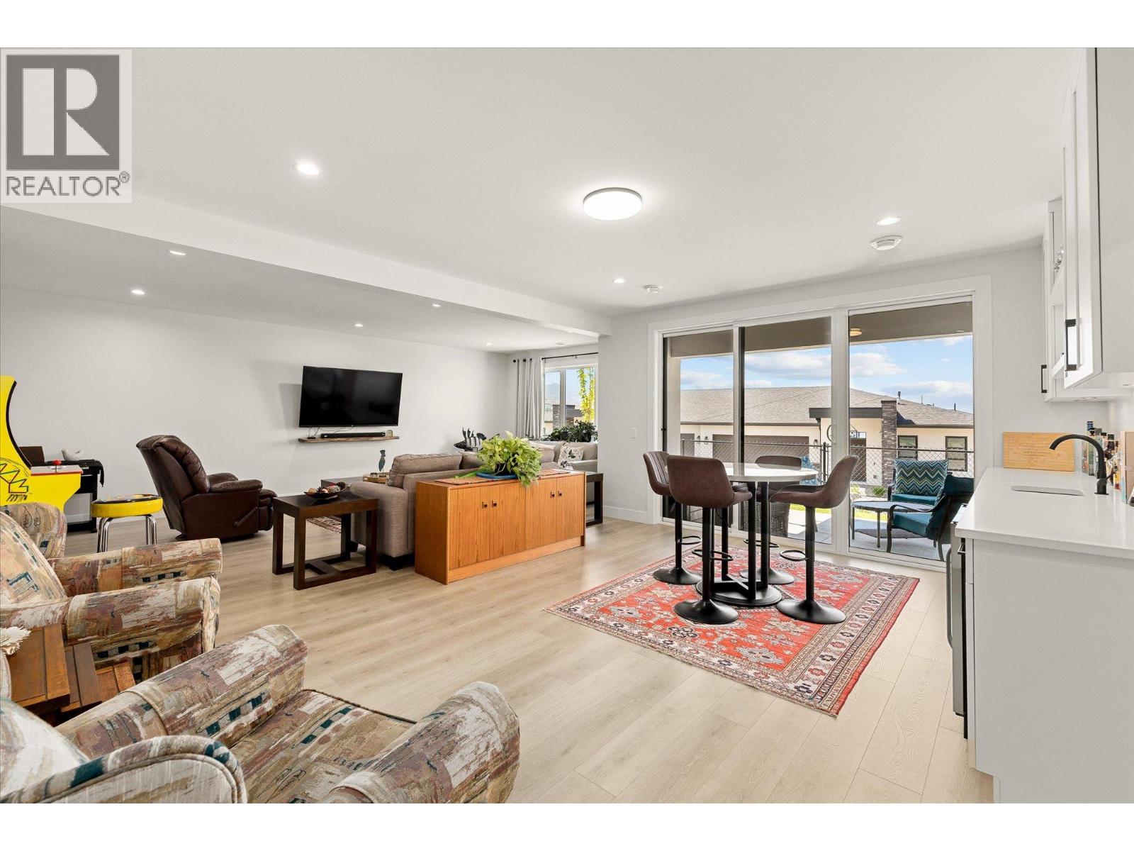 796 Kuipers Crescent Unit# 13