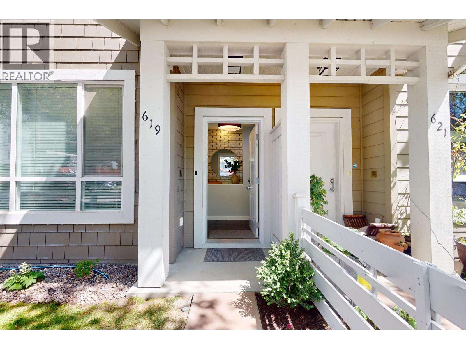 619 Boynton Place