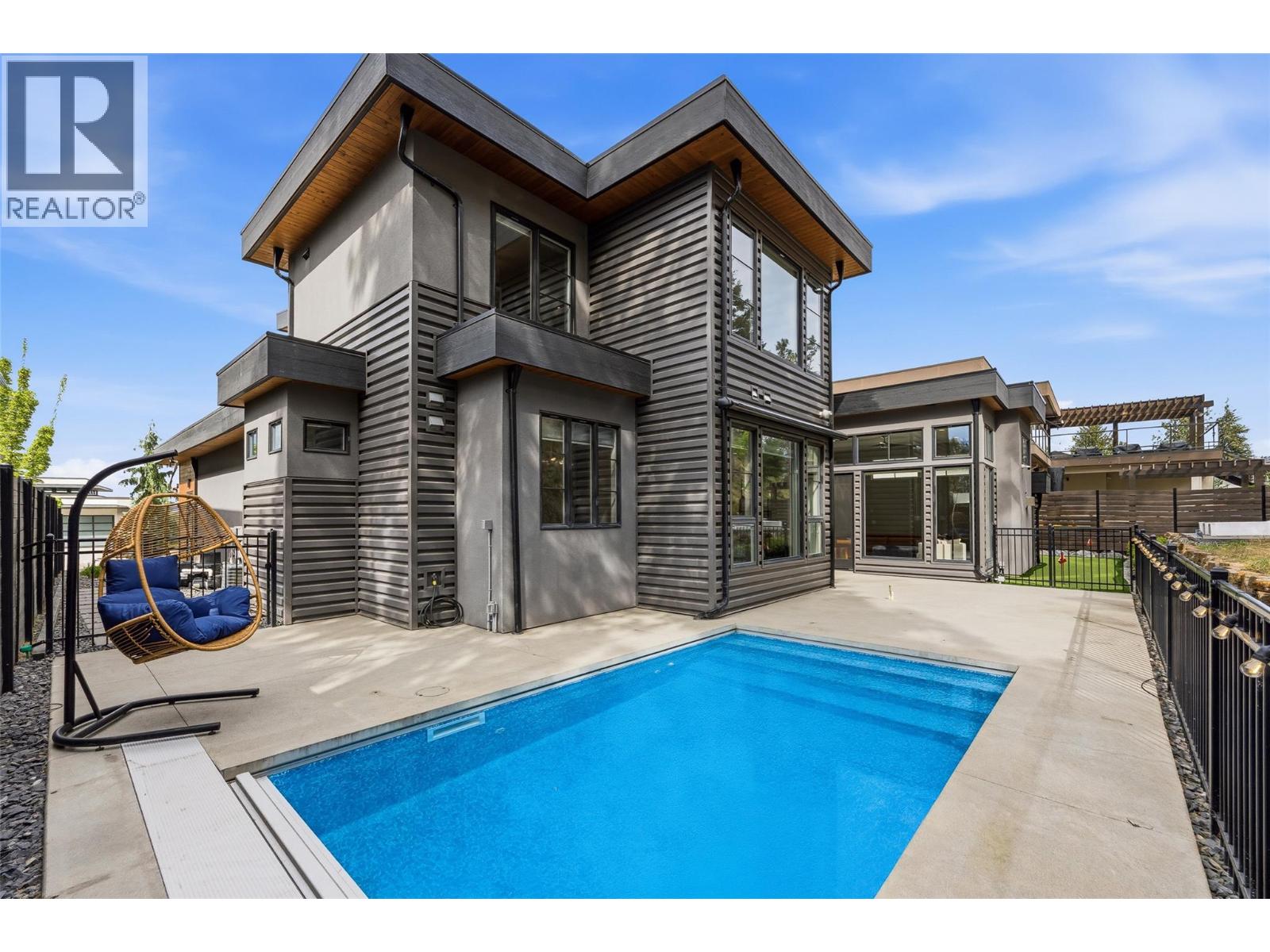 1085 Westpoint Drive