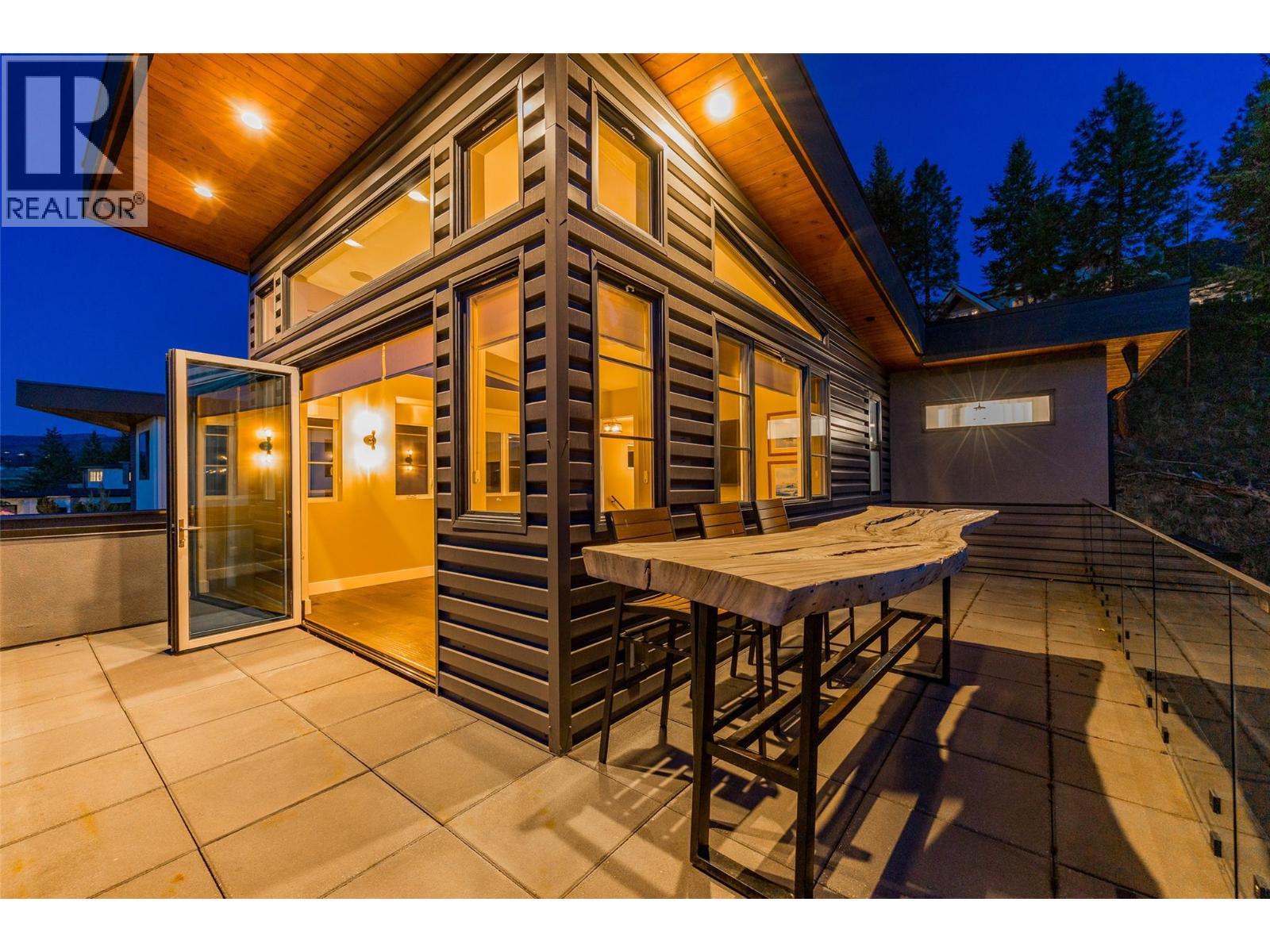 1085 Westpoint Drive