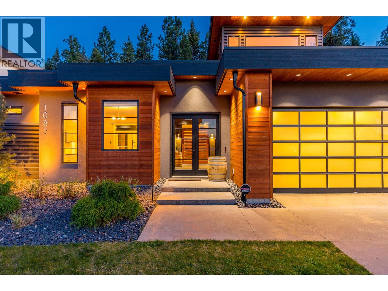 1085 Westpoint Drive