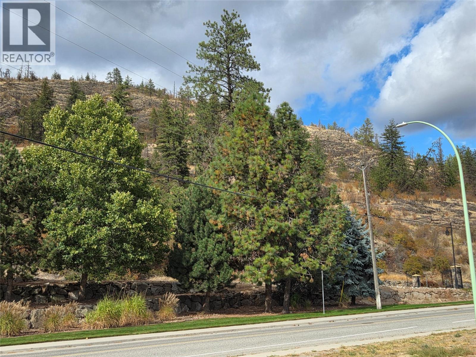 2741 Auburn Road