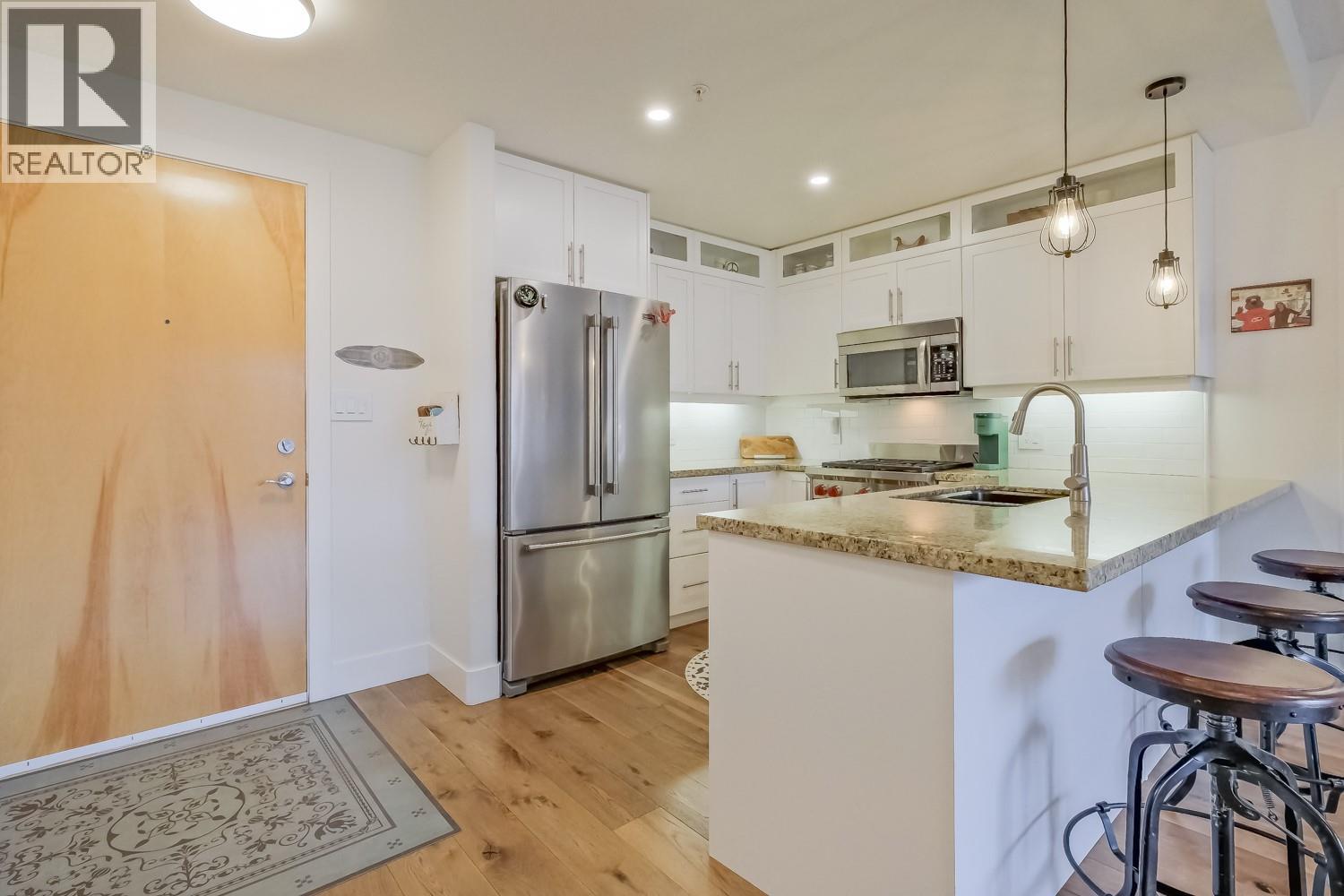 1160 Bernard Avenue Unit# 215