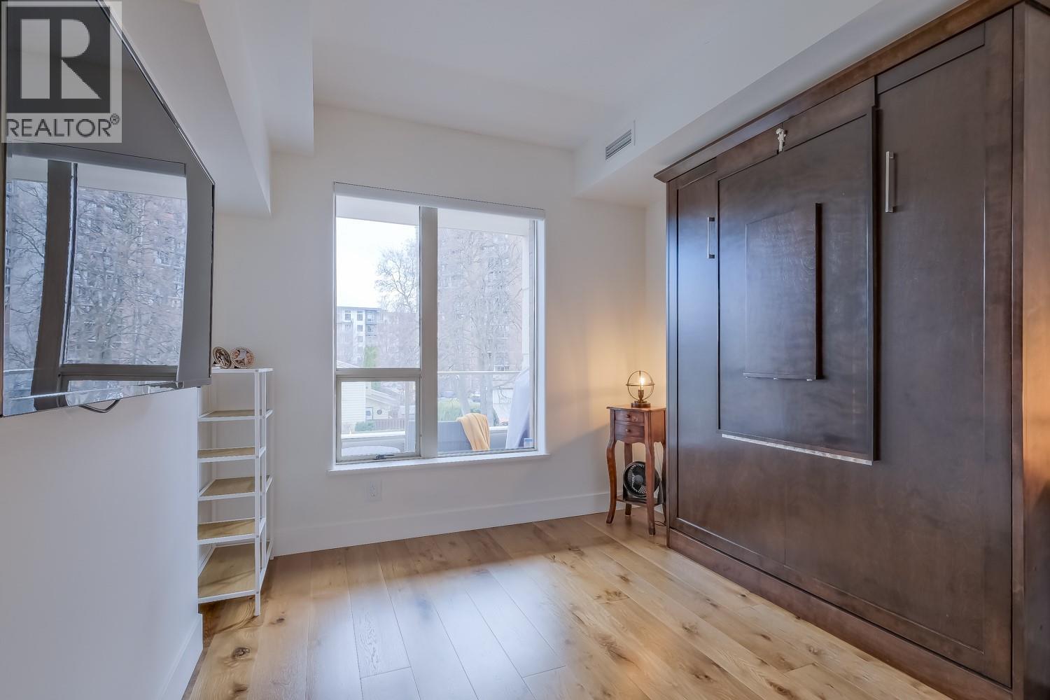 1160 Bernard Avenue Unit# 215