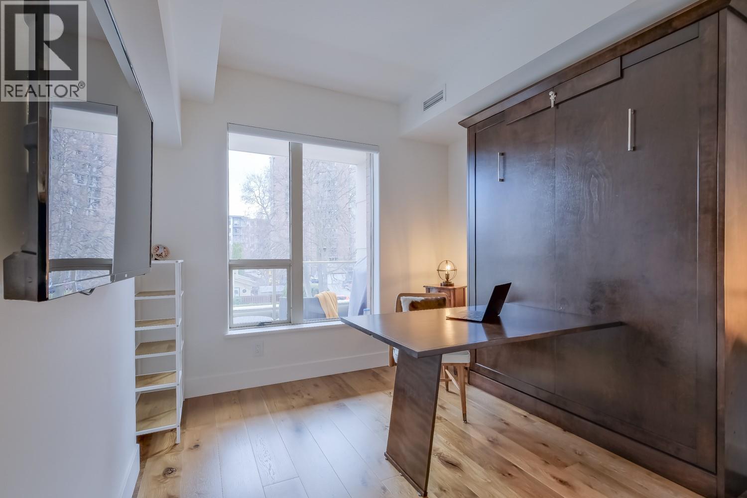 1160 Bernard Avenue Unit# 215