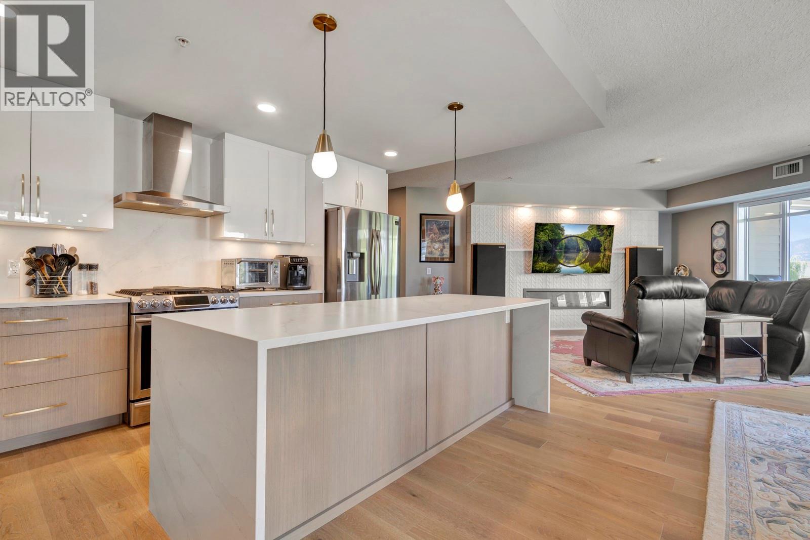 529 Truswell Road Unit# 402