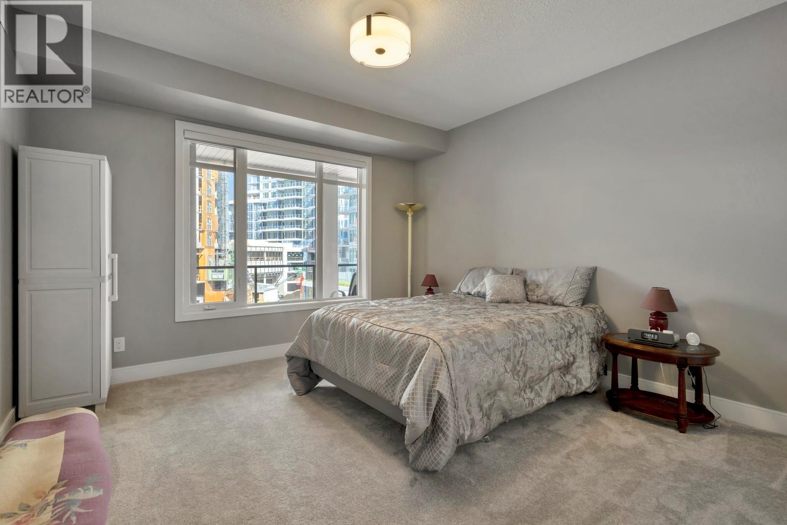 529 Truswell Road Unit# 402
