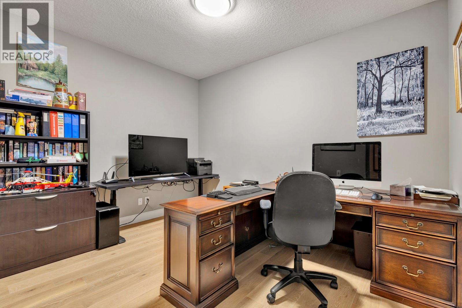 529 Truswell Road Unit# 402