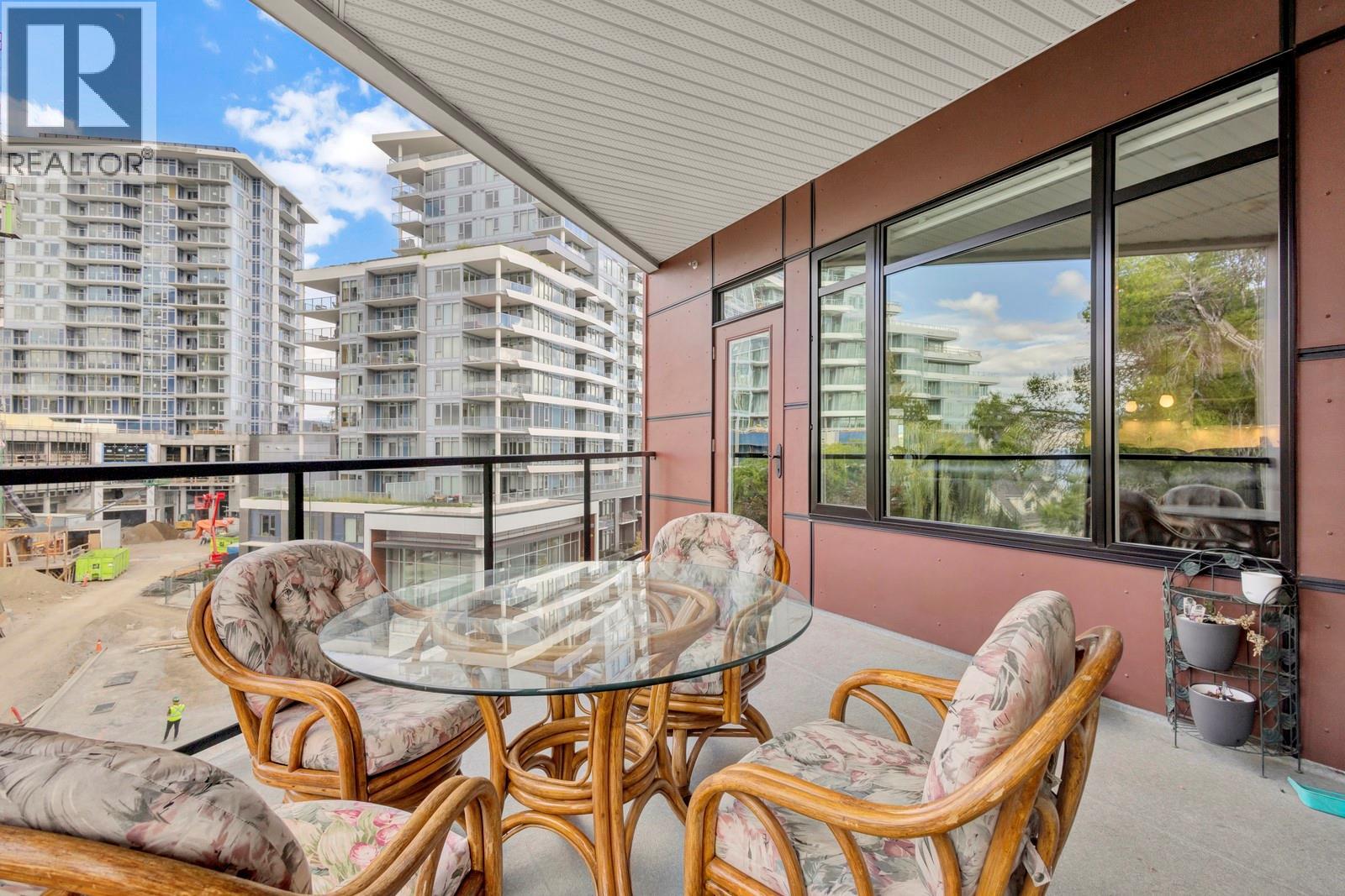 529 Truswell Road Unit# 402