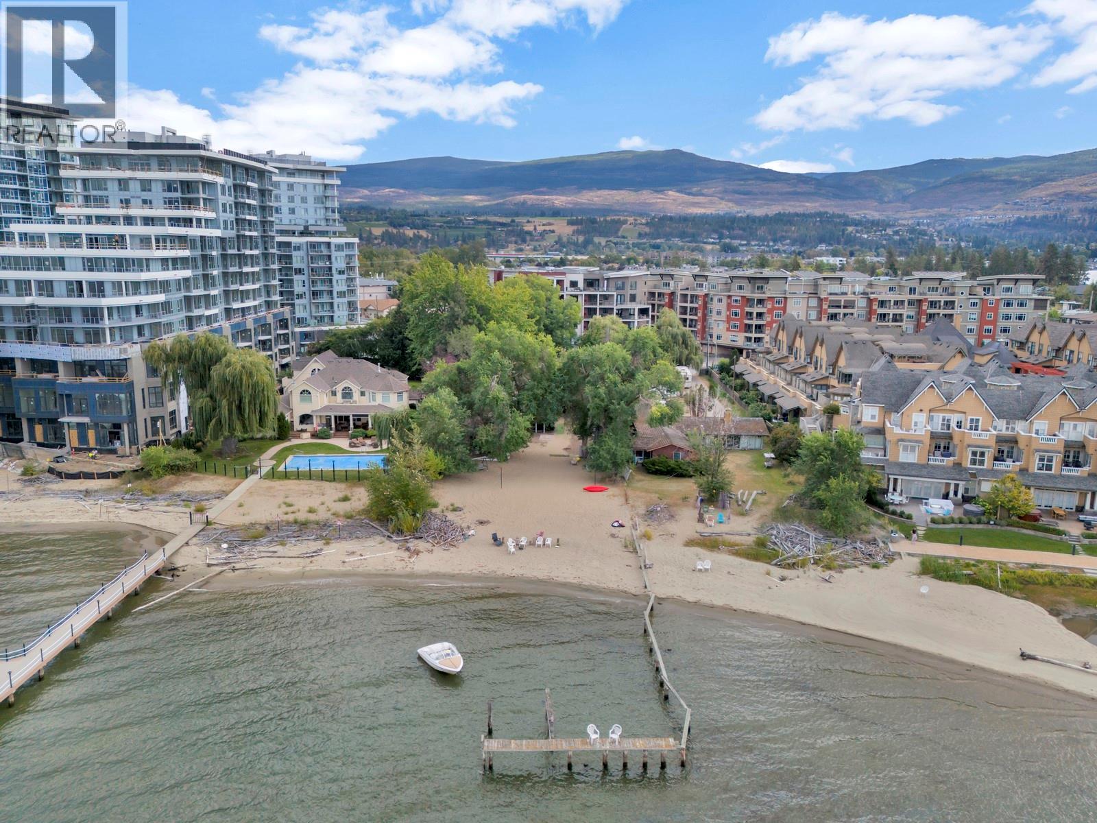 529 Truswell Road Unit# 402