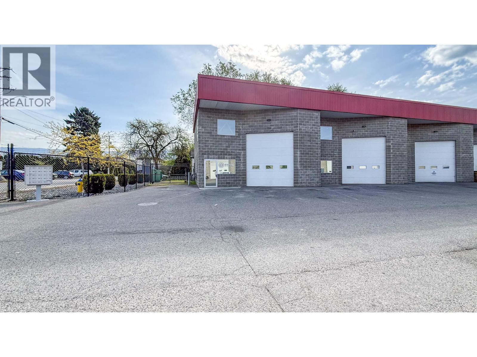 727 Stremel Road Unit# 12 & 13