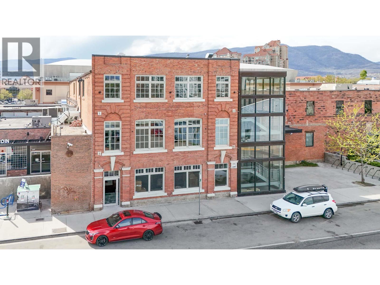 1264 Ellis Street Unit# 300