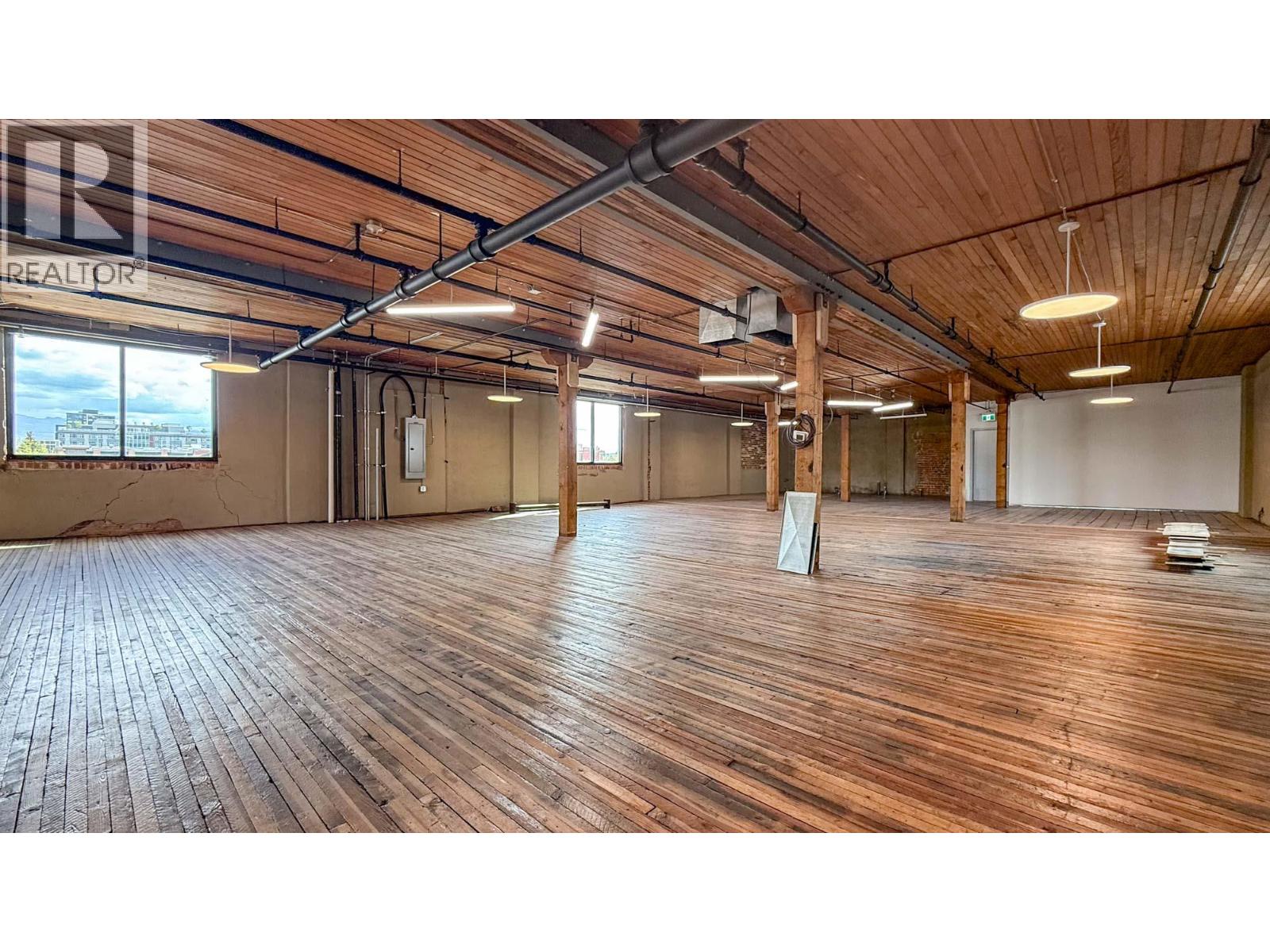 1264 Ellis Street Unit# 300
